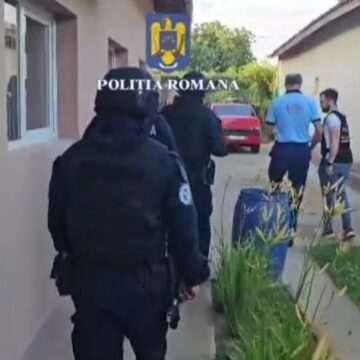 img-474 Cum acționa o bandă de hoți specializată în furtul din mașini