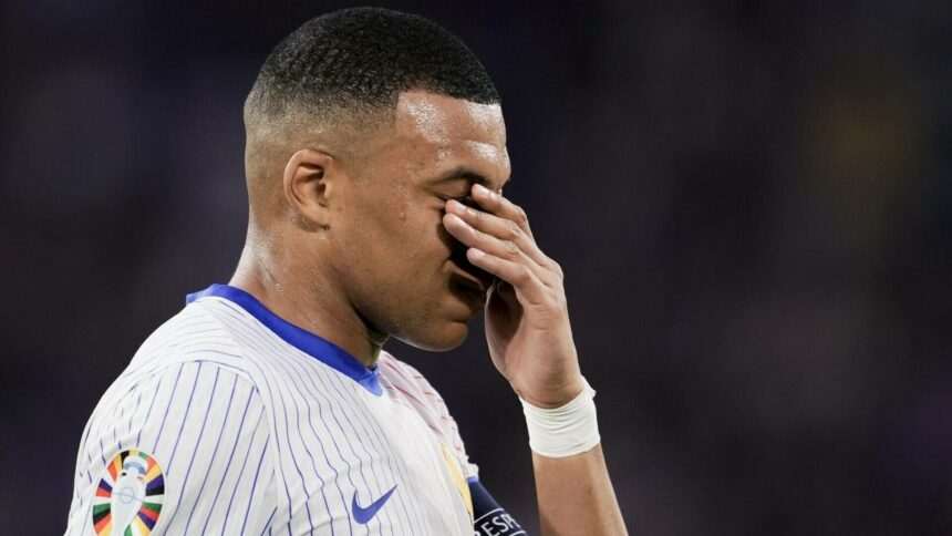 img-558 Kylian Mbappe la antrenament inaintea meciului cu Olanda de la EURO 2024