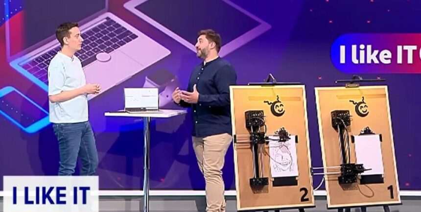 img-647 Roboții care pot desena absolut orice, chiar și caricaturi