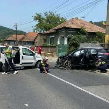 img-714 Accident grav în Hunedoara, soldat cu cinci victime