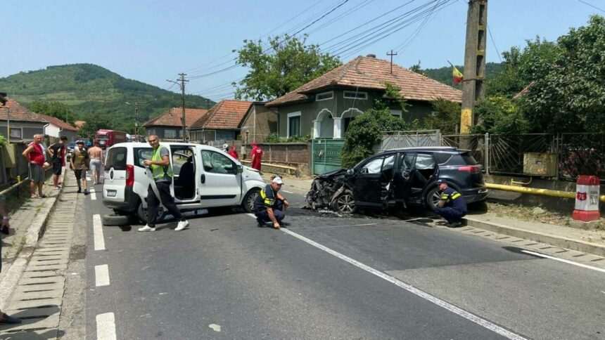 img-714 Accident grav în Hunedoara, soldat cu cinci victime