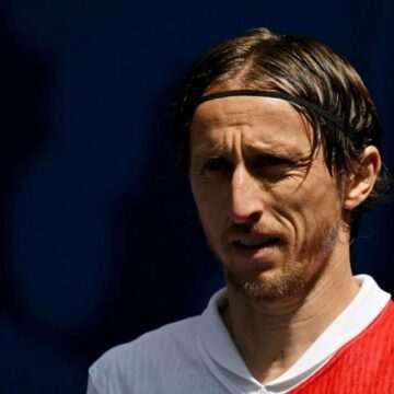 img-739 Tricourile jucătorilor Euro 2024: Record de vânzare pentru tricoul lui Luka Modric