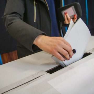 img-773 Prezență de peste 100% în secții de votare într-o localitate din Apuseni unde s-au reluat alegerile locale