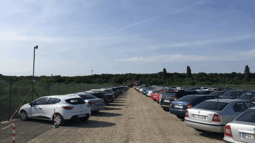 img Două mașini care nu mai există oficial au apărut în Vaslui