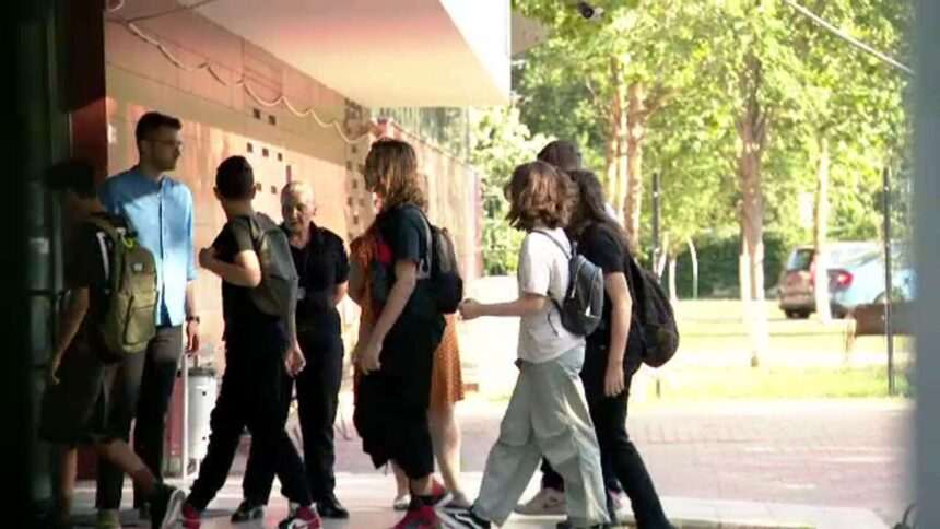 img-877 Evaluarea Nationala – Parerea Elevilor si Subiectele Controversate