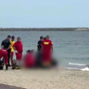 img-108 Tragedie pe litoralul romanesc: Un barbat s-a inecat in Constanța, salvamarii au reușit să salveze alte 9 persoane