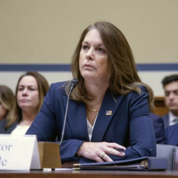 img Șefa Secret Service, audiată în Congres după tentativa de asasinare a lui Trump. Ce a recunoscut Kimberly Cheatle