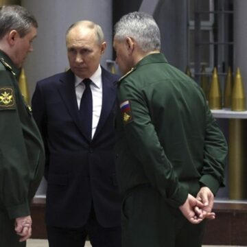 Pedeapsă grea pentru o jurnalistă din Rusia acuzată că a distribuit informații false despre armata lui Putin