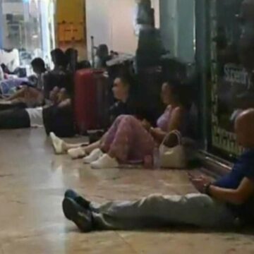 img Românii blocați în aeroporturi: stresați și umiliți