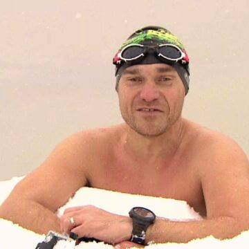 Avram Iancu se pregătește să traverseze dus-întors Canalul Mânecii