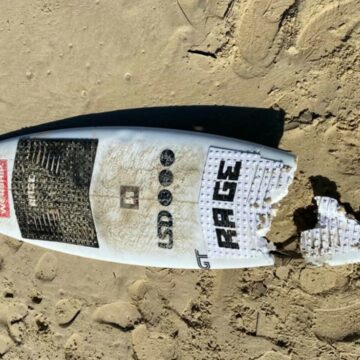 img Supraviețuire miraculoasă – Surfer atacat de rechin