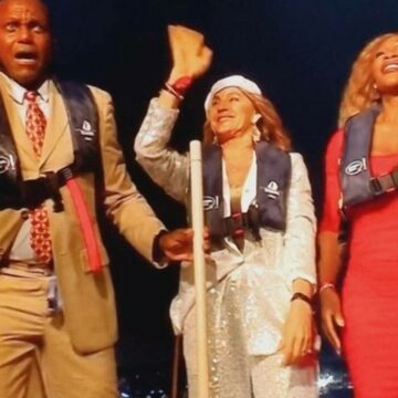 img Nadia Comăneci, eroina neclintită la deschiderea Jocurilor Olimpice