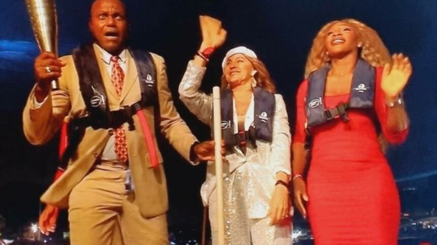 img Nadia Comăneci, eroina neclintită la deschiderea Jocurilor Olimpice