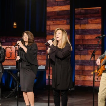 Tragedia familiei Nelon – Trei membri ai unei trupe nominalizate la Grammy au murit într-un accident aviatic