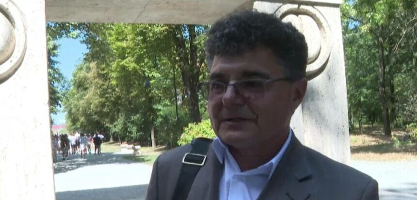 img Performanță românească peste Ocean. Profesorul Cristian Popescu îi uimește pe americani