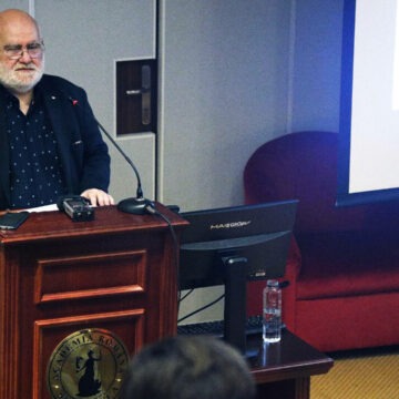 img Scandal de hărțuire sexuală la SNSPA: Dosar penal pentru profesorul Alfred Bulai