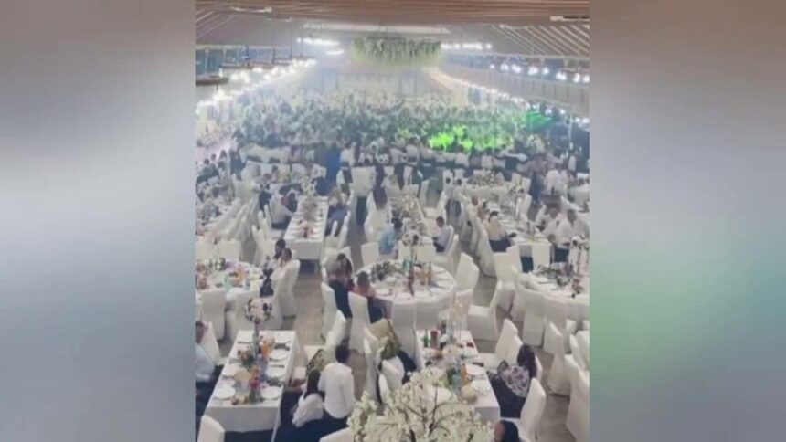 img Nunta spectaculară cu 1.200 de invitați în Maramureș