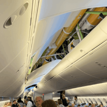 img-2 Un avion al Air Europa a aterizat de urgență în Brazilia din cauza unor turbulențe. Sunt zeci de pasageri răniți