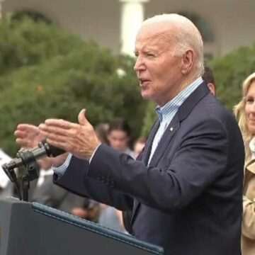 img-235 Joe Biden de Ziua Națională: „Noi trebuie doar să ne amintim cine naiba suntem! Suntem Statele Unite ale Americii!”