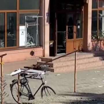 img-242 Tâlhăria de la Arad: Bancomat aruncat în aer cu o butelie de gaz și 200.000 de lei furati