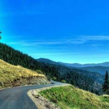 img-280 Tragedie pe Transrarău: Un motociclist străin a murit subit din cauza unui atac de cord