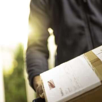 img-340 Bărbat din Giurgiu arestat pentru trafic de droguri: Ce s-a găsit în coletul suspect