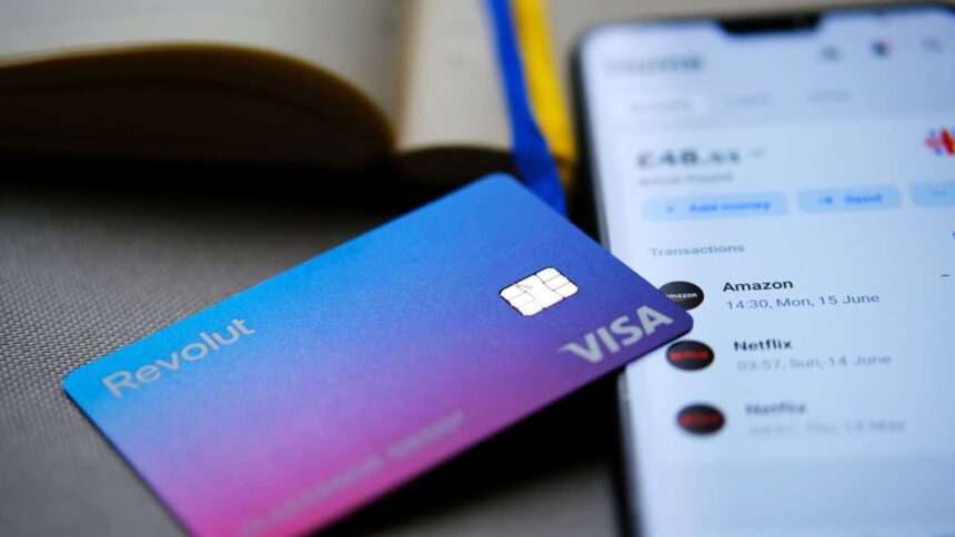 CEO-ul Revolut vinde o parte din participația la companie