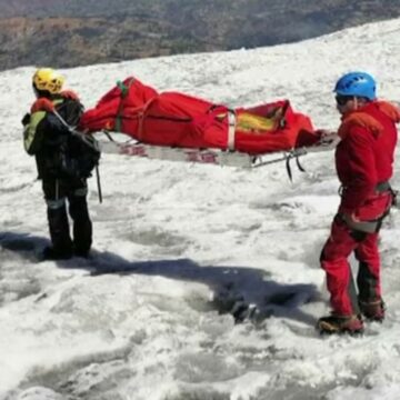 img-501 Trupul mumificat al unui alpinist american dispărut în urmă cu 22 de ani, găsit în munții din Peru