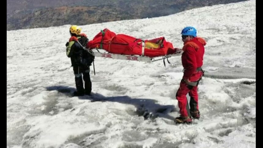img-501 Trupul mumificat al unui alpinist american dispărut în urmă cu 22 de ani, găsit în munții din Peru