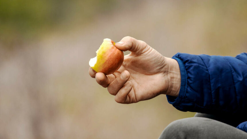 img-511 Bărbat din Argeș salvat după ce s-a înecat cu o bucată de măr
