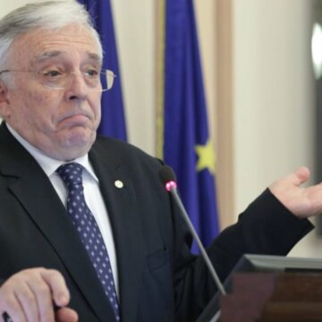 img-614 Sinceritatea lui Mugur Isărescu: de la talibanul stabilității prețurilor la realitățile economice