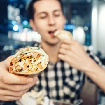 img-625 Românii și pasiunea pentru shaorma – liderii consumului global