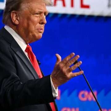 img-65 Curtea Supremă amână procesul federal al lui Donald Trump, care salută o mare victorie a democrației