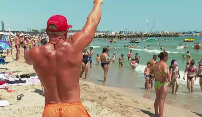 img-656 Tragedie în Eforie Nord: Un bărbat a murit înecat după ce a ignorat avertismentele salvamarilor