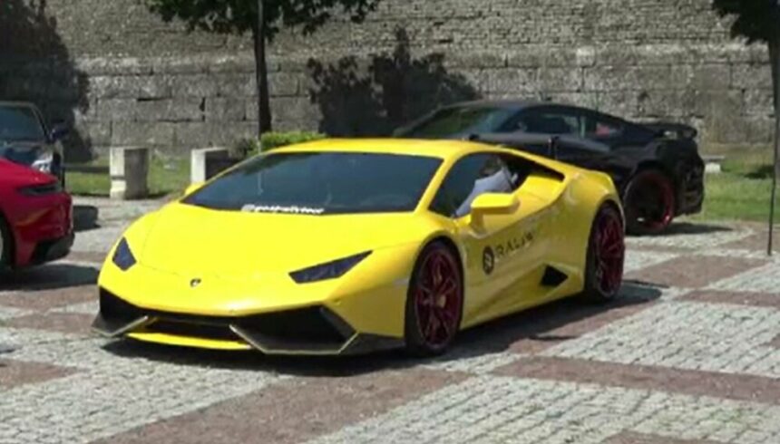 img-766 Expoziție de mașini tunate și retro la Alba Iulia