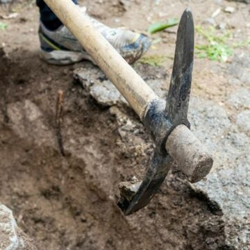 Descoperirea unui proiectil de calibru 75 mm în Alba și măsurile de siguranță impuse