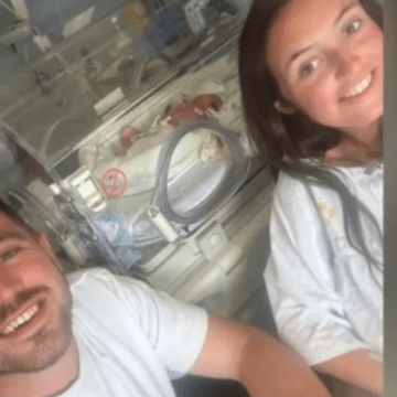 img Cuplul blocați în Spania după nașterea prematură a bebelușului