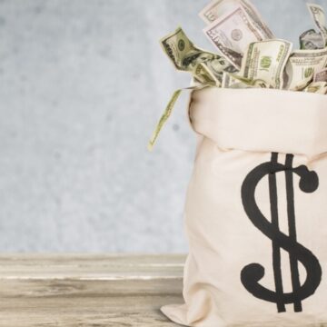 img Cele mai mari 500 de averi din Franța au depășit 1.200 miliarde de euro în 2024