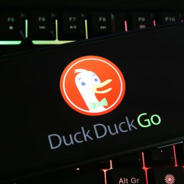 img Interzicerea DuckDuckGo în Indonezia din cauza rezultatelor căutărilor de pornografie și jocuri de noroc