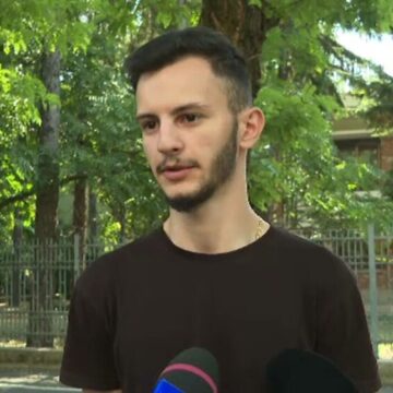 img Răspunsul sincer al unui tânăr care vrea să renunțe la BAC: „Am și planul B: Samsar auto de mașini”