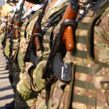 img Armata Română angajează peste 2.000 de soldați profesioniști. Ce trebuie să știe femeile