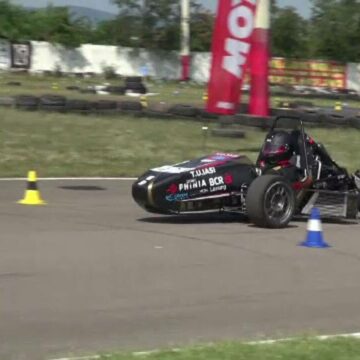 img Studenți din România și alte trei țări se întrec la Bacău cu mașini de curse construite chiar de ei