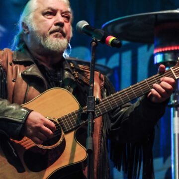 Moștenirea muzicală a lui Nicu Covaci: o legendă a muzicii românești