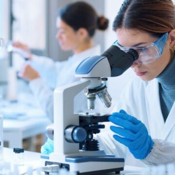 img Descoperirea unei noi specii într-un lac toxic ar putea oferi indicii despre originile vieții