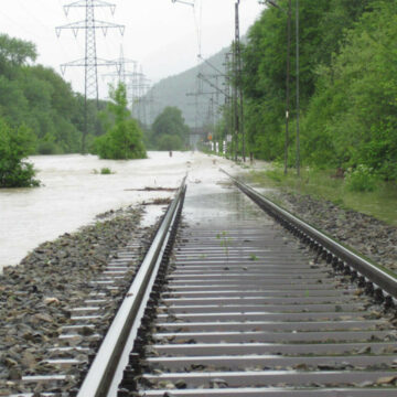 img Impactul furtunii asupra circulației feroviare pe litoral