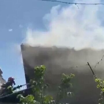 img Incendiu devastator cauzat de o priză defectă în Ploiești