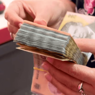 img Evoluția indicelui ROBOR și a IRCC în România