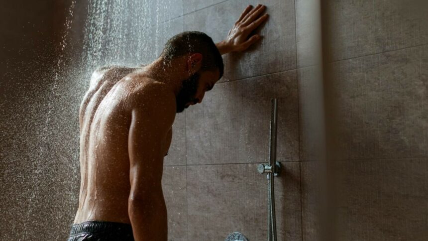 img Beneficiile dușurilor reci pe perioada caniculei