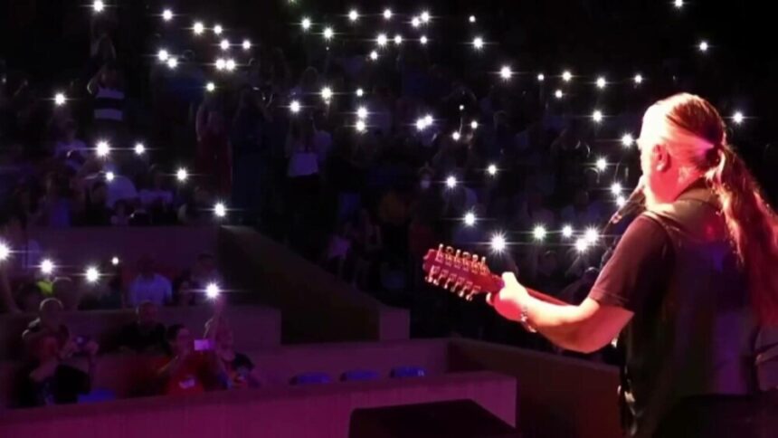 img Marș pe două roți în memoria lui Nicu Covaci, organizat de fani