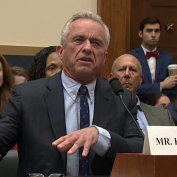 img Scandalul ursului mort din Central Park – Robert F. Kennedy recunoaște fapta